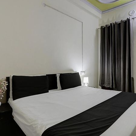 Hotel O Thirty Inns نويدا المظهر الخارجي الصورة