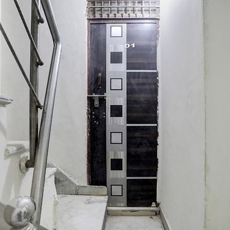Hotel O Thirty Inns نويدا المظهر الخارجي الصورة