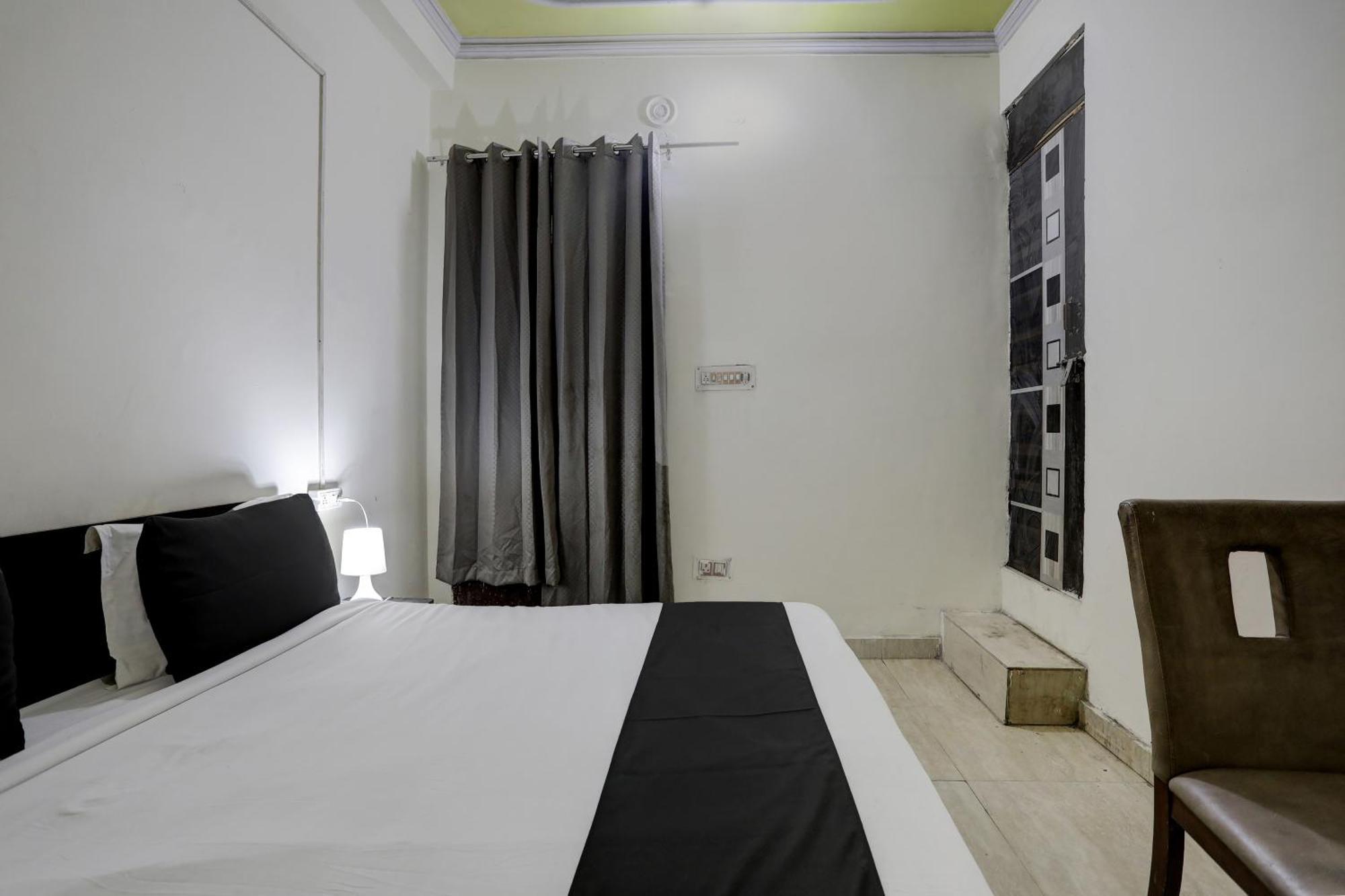 Hotel O Thirty Inns نويدا المظهر الخارجي الصورة